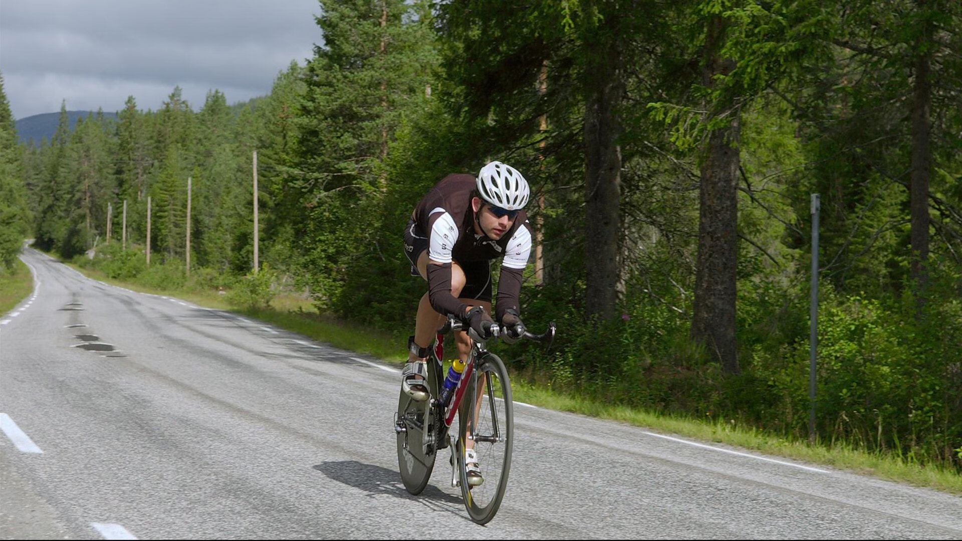 英超冲刺热潮：悬念、激情一触即发！，zaker 英超