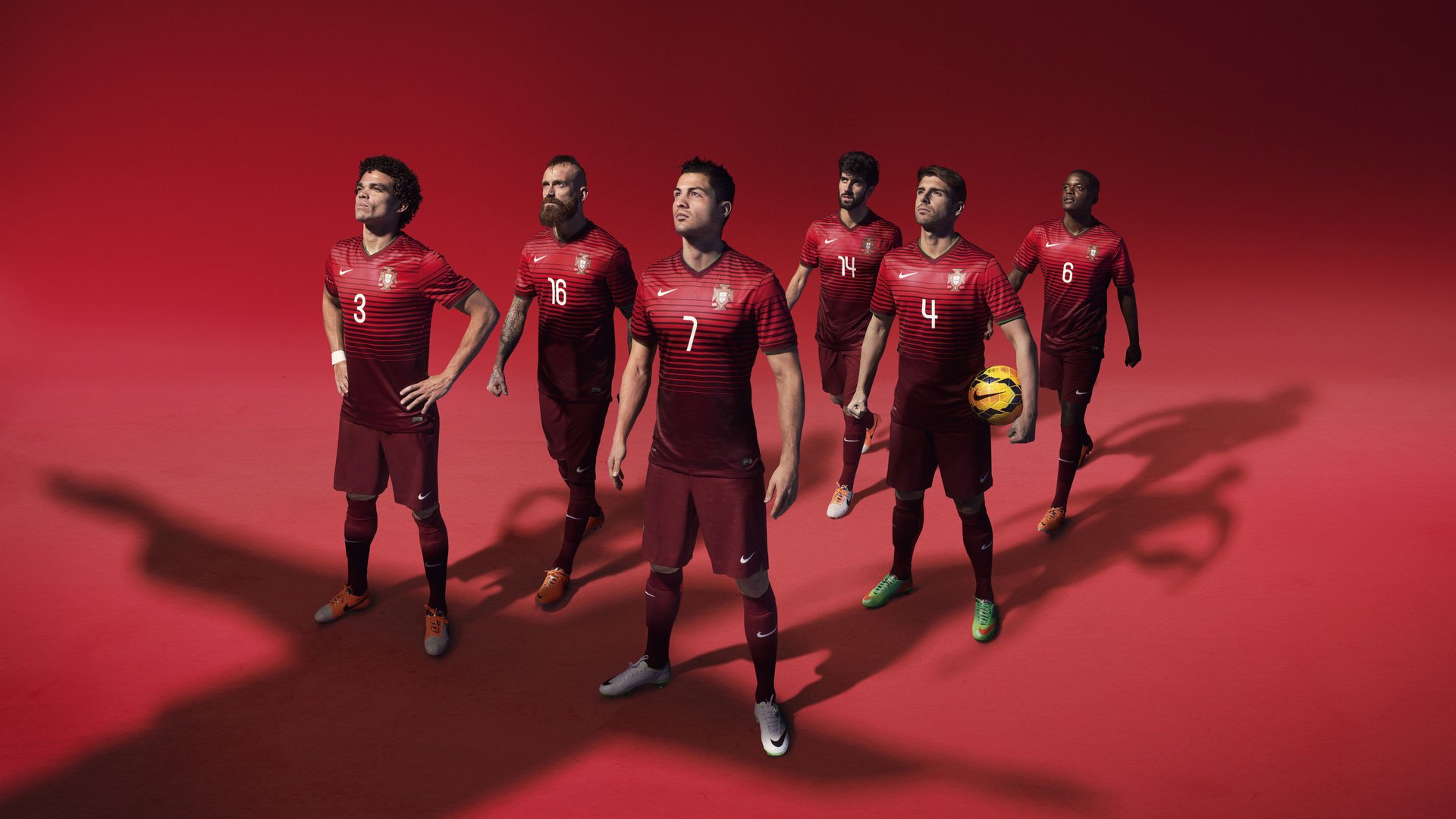 KAIYUNAPP-快船队内气氛轻松互动频繁提高默契度，球队快船